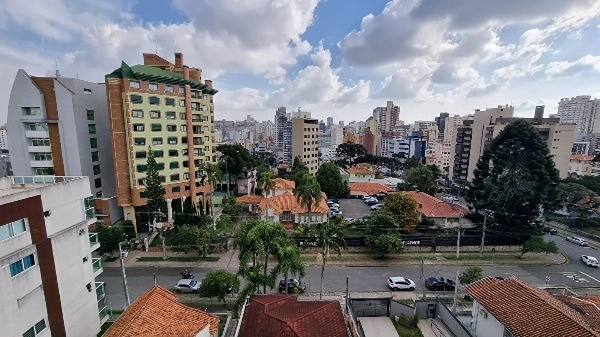 Cobertura Exclusiva no Alto da XV – Sofisticação e Vista Panorâmica: 21ª foto da galeria de imagens do imóvel
