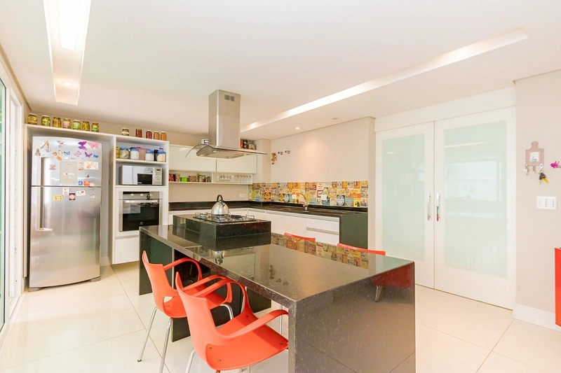 Casa de Alto Padrao no Condominio Barigui Hills - Curitiba: 12ª foto da galeria de imagens do imóvel