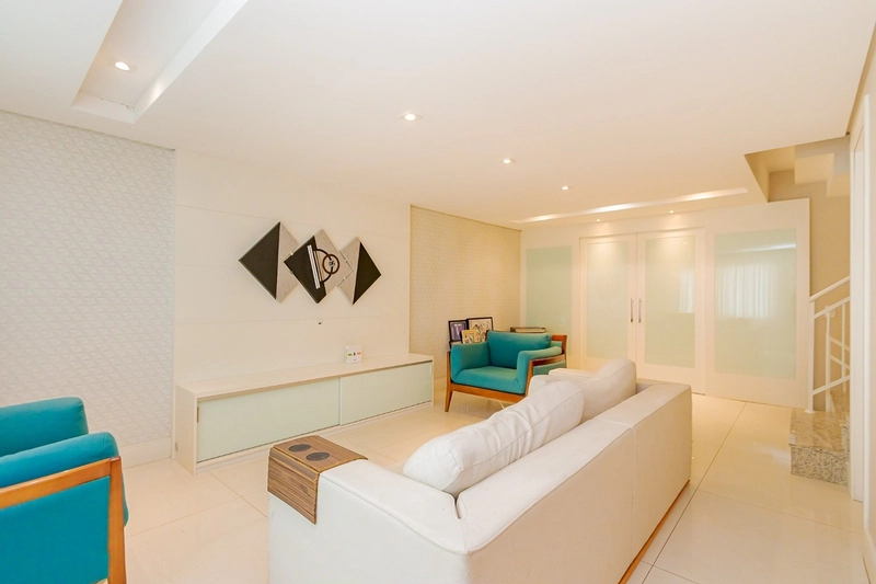 Casa de Alto Padrao no Condominio Barigui Hills - Curitiba: 4ª foto da galeria de imagens do imóvel