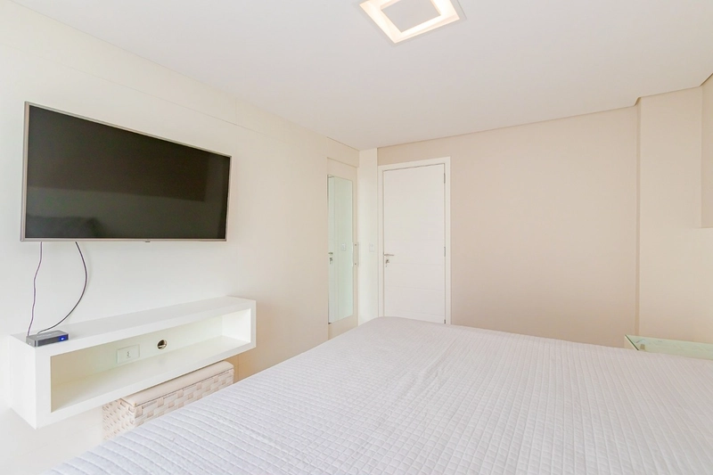 Casa de Alto Padrao no Condominio Barigui Hills - Curitiba: 29ª foto da galeria de imagens do imóvel