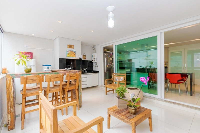 Casa de Alto Padrao no Condominio Barigui Hills - Curitiba: 17ª foto da galeria de imagens do imóvel