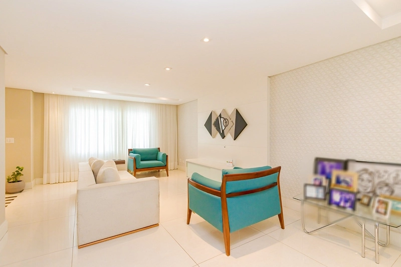 Casa de Alto Padrao no Condominio Barigui Hills - Curitiba: 7ª foto da galeria de imagens do imóvel