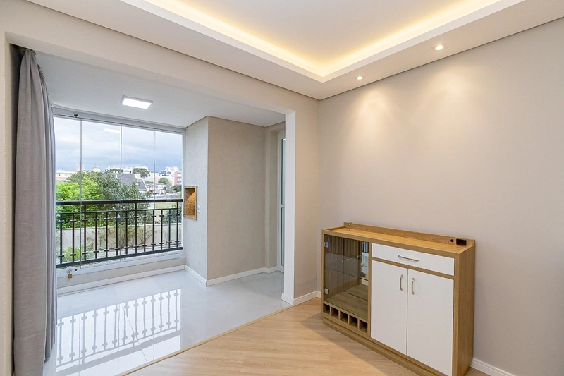 🏡 Apartamento 2 Quartos com Suíte • Semi Mobiliado • Com Vaga – Água Verde, Curitiba: 7ª foto da galeria de imagens do imóvel