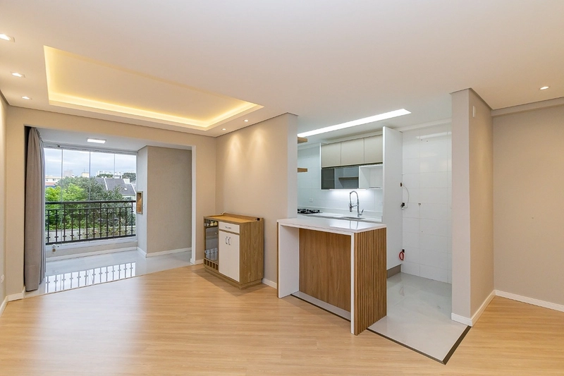 🏡 Apartamento 2 Quartos com Suíte • Semi Mobiliado • Com Vaga – Água Verde, Curitiba: 1ª foto da galeria de imagens do imóvel
