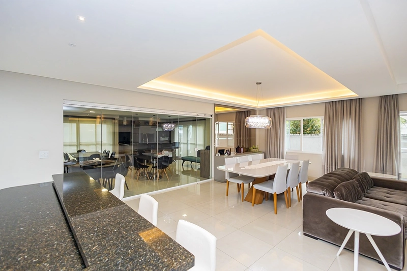 Casa finamente decorada em condomínio exclusivo no Uberaba: 12ª foto da galeria de imagens do imóvel