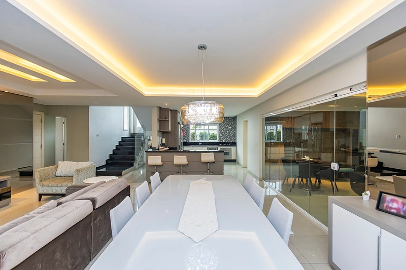 Casa finamente decorada em condomínio exclusivo no Uberaba: 7ª foto da galeria de imagens do imóvel