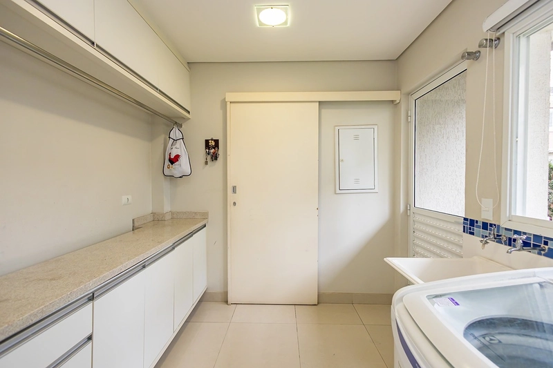 Casa finamente decorada em condomínio exclusivo no Uberaba: 75ª foto da galeria de imagens do imóvel
