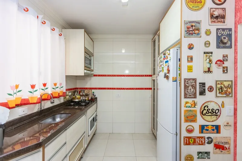 Sobrado Duplex de Rua - Sitio Cercado: 12ª foto da galeria de imagens do imóvel