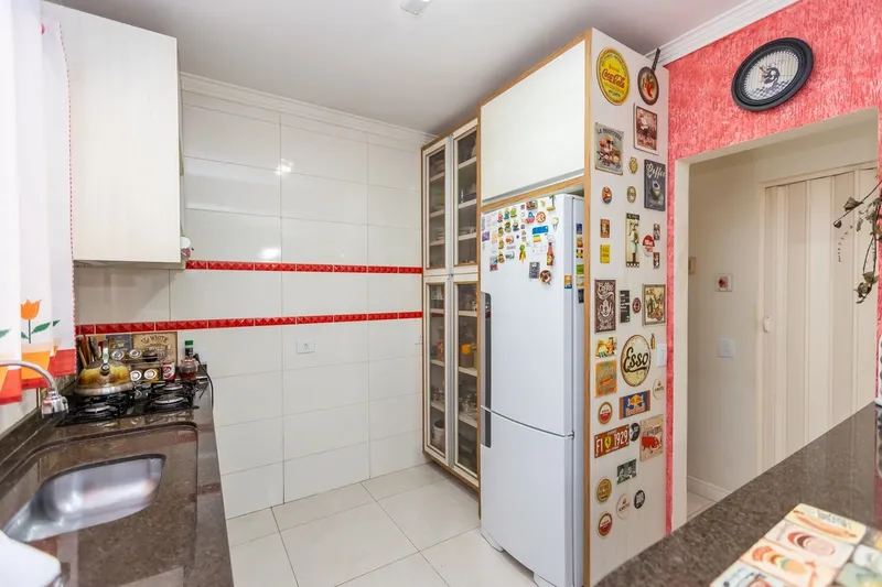 Sobrado Duplex de Rua - Sitio Cercado: 13ª foto da galeria de imagens do imóvel