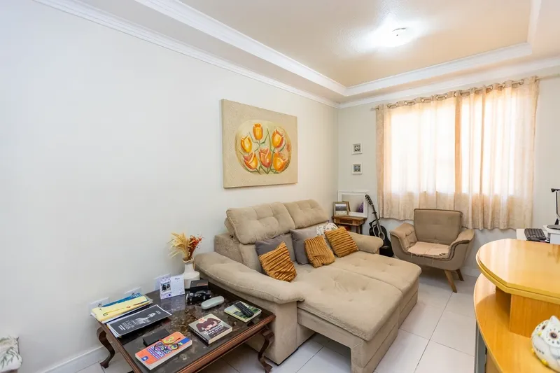 Sobrado Duplex de Rua - Sitio Cercado: 5ª foto da galeria de imagens do imóvel