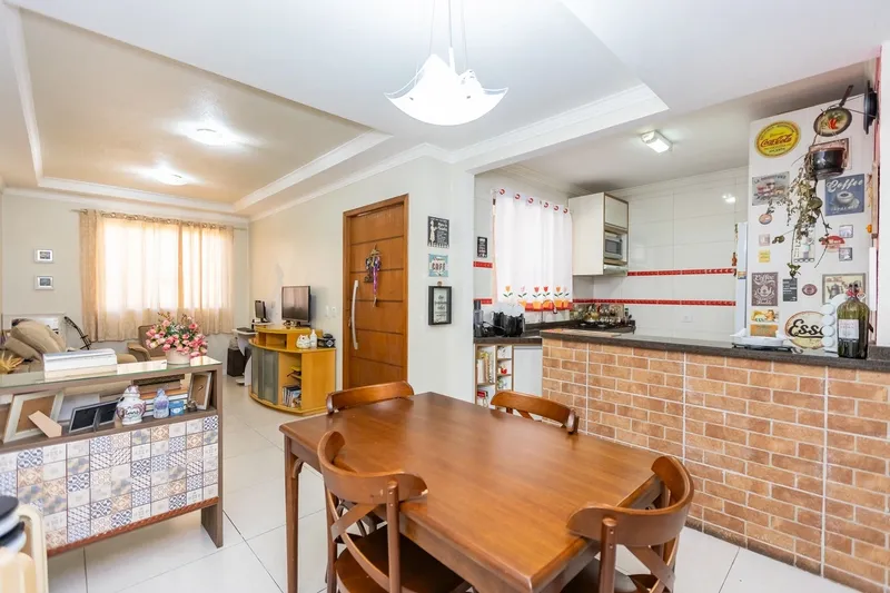 Sobrado Duplex de Rua - Sitio Cercado: 10ª foto da galeria de imagens do imóvel