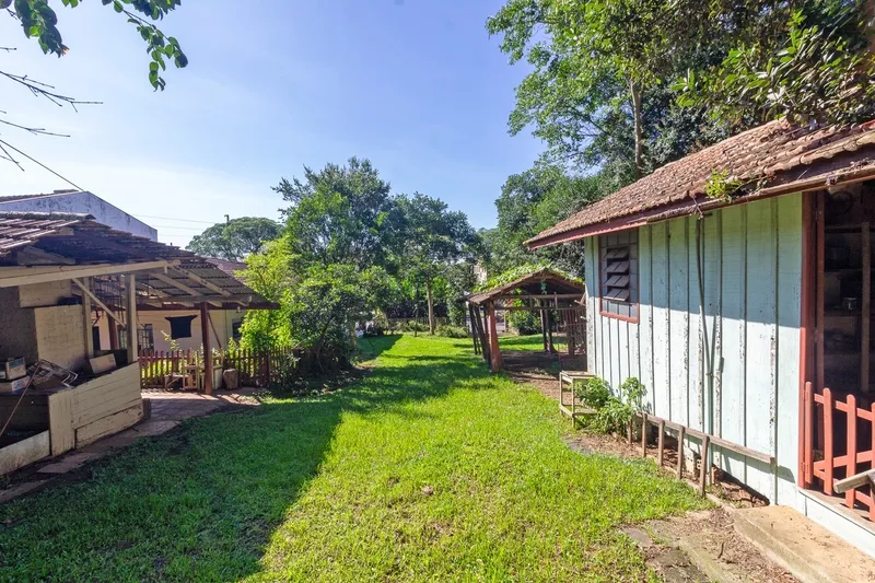Area de 980,00 com testada de 28 m - ZR3 Agua Verde: 22ª foto da galeria de imagens do imóvel