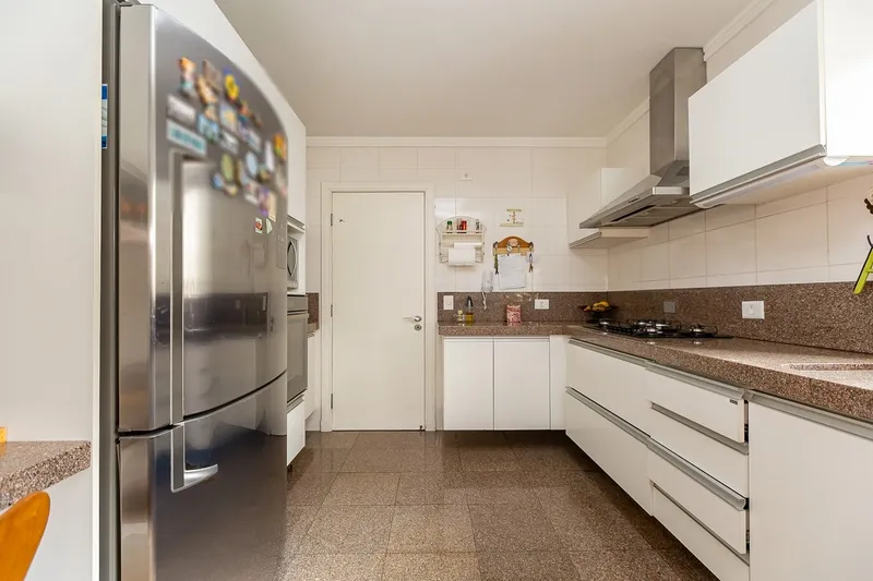 Um encanto de Apto, 04 qts com suite e 02 vagas de garagem paralelas: 12ª foto da galeria de imagens do imóvel