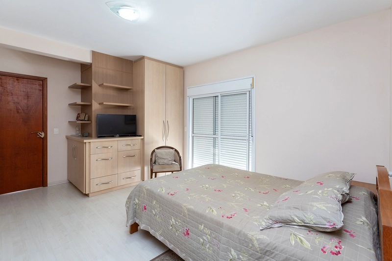 🏡 Sobrado Triplex em Condomínio Fechado | Bom Retiro | 282m² Privativos: 40ª foto da galeria de imagens do imóvel