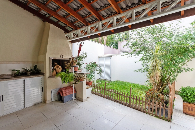 🏡 Sobrado Triplex em Condomínio Fechado | Bom Retiro | 282m² Privativos: 17ª foto da galeria de imagens do imóvel