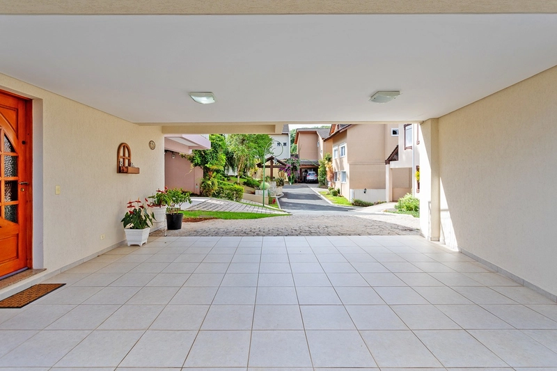 🏡 Sobrado Triplex em Condomínio Fechado | Bom Retiro | 282m² Privativos: 7ª foto da galeria de imagens do imóvel