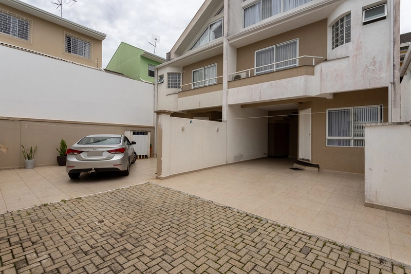 🌿 Sobrado Premium em Condomínio Fechado | Santa Felicidade – Curitiba: 8ª foto da galeria de imagens do imóvel