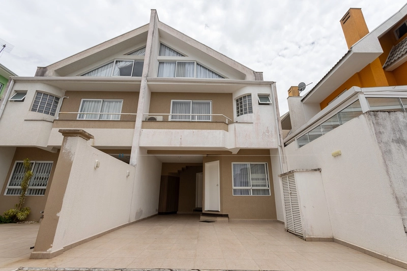 🌿 Sobrado Premium em Condomínio Fechado | Santa Felicidade – Curitiba: 10ª foto da galeria de imagens do imóvel