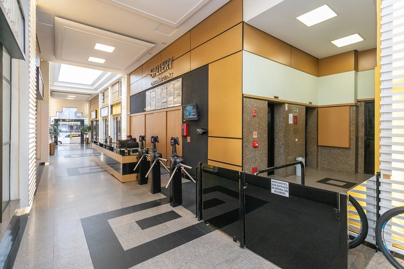 Sala Comercial no Centro de Curitiba | Gallery Executive Center: 2ª foto da galeria de imagens do imóvel