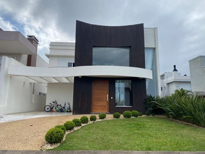 Casa em Condominio 4 Dorm. em Zona Nova - Capão da Canoa