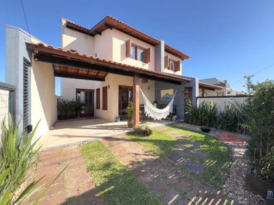 Casa 3 Dorm. em Zona Nova - Capão da Canoa