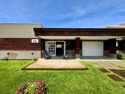 Casa 5 Dorm ou +. em Atlântida - Xangri-Lá