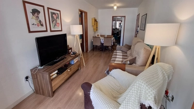 Apartamento 2 Dorms + Dep em Centro - Capão da Canoa