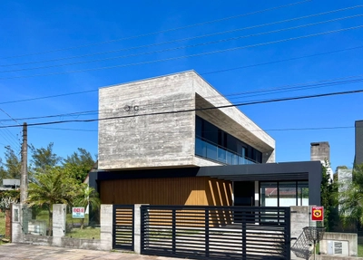 Casa 4 Dorm. em Atlântida - Xangri-Lá