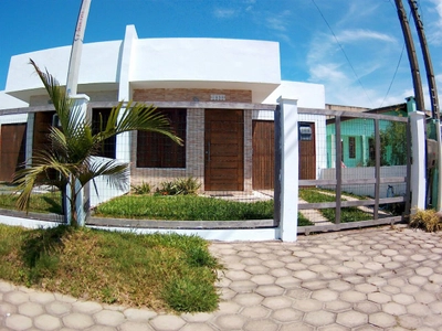 Casa 3 Dorm. em Zona Nova - Capão da Canoa
