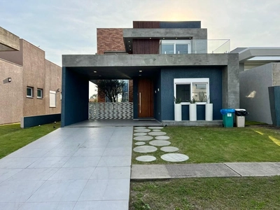Casa em Condominio 4 Dorm. em Condomínio Capão Ilhas Resort - Capão da Canoa