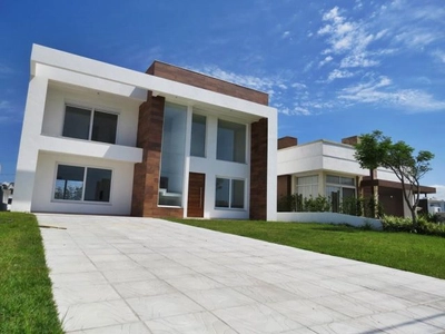 Casa em Condominio 4 Dorm. em Condomínio Dubaí Resort - Capão da Canoa