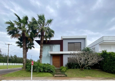 Casa em Condominio 4 Dorm. em Velas da Marina - Capão da Canoa