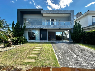 Casa em Condominio 3 Dorm. em Condomínio Quintas do Lago - Xangri-Lá