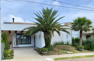 Casa em Condominio 4 Dorm. em Condomínio Sea Coast - Xangri-Lá