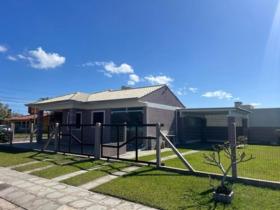 Casa 2 Dorm. em Zona Norte - Capão da Canoa