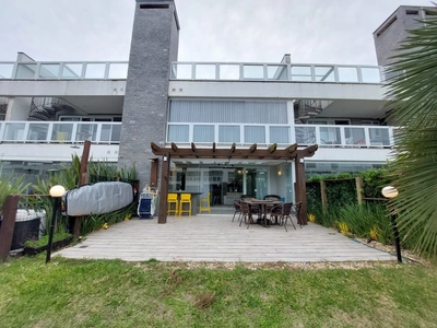 Casa em Condominio 2 Dorm. em Rossi Atlântida - Xangri-Lá