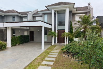 Casa em Condominio 4 Dorm. em Condomínio Las Palmas - Xangri-Lá