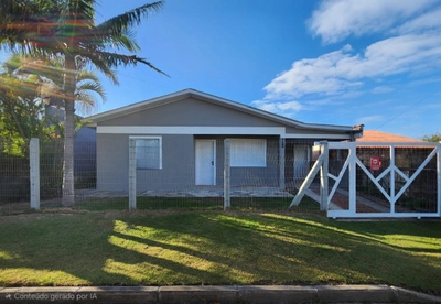Casa 3 Dorm. em Zona Norte - Capão da Canoa