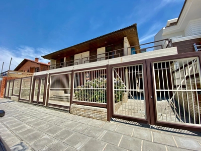 Casa 4 Dorm. em Zona Nova - Capão da Canoa