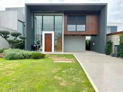 Casa em Condominio 4 Dorm. em Condomínio Riviera Xangri Lá - Xangri-Lá