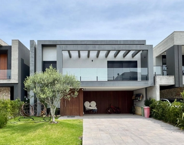 Casa em Condominio 5 Dorm. em Condomínio Sunset - Xangri-Lá