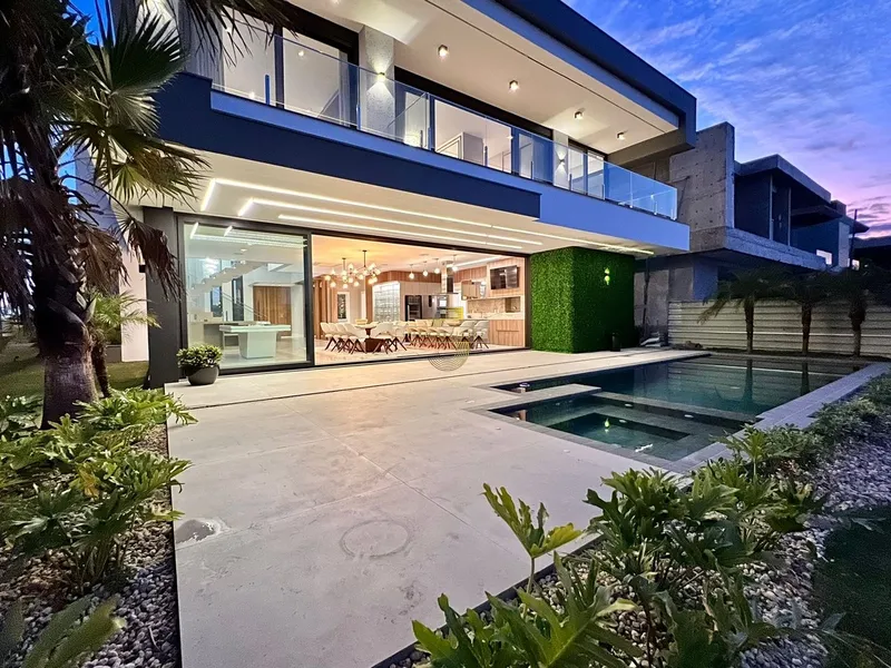 CONDOMÍNIO SENSE – CASA DE ESQUINA À VENDA: 5ª foto da galeria de imagens do imóvel