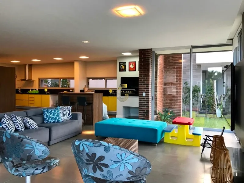 Malibu - Sobrado Beira Lago com belo deck: 12ª foto da galeria de imagens do imóvel