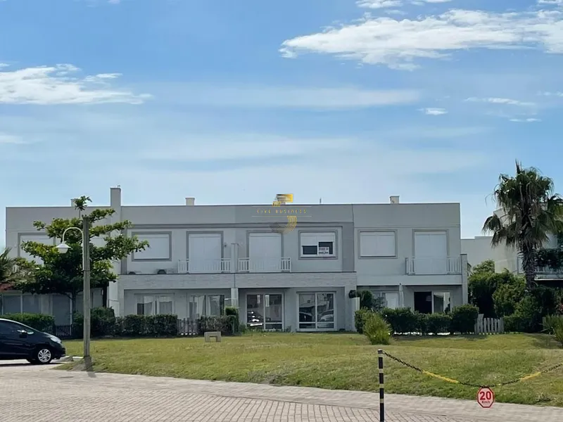 LINDO SOBRADO NO COND. PÁTEO MARBELLA: 1ª foto da galeria de imagens do imóvel