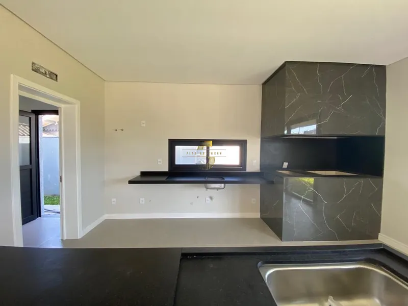 Lindo sobrado em Atlântida!: 3ª foto da galeria de imagens do imóvel