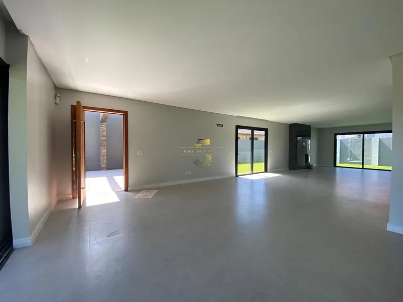 Lindo sobrado em Atlântida!: 6ª foto da galeria de imagens do imóvel