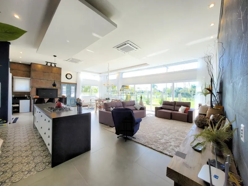 Casa em Atlântida: 3ª foto da galeria de imagens do imóvel