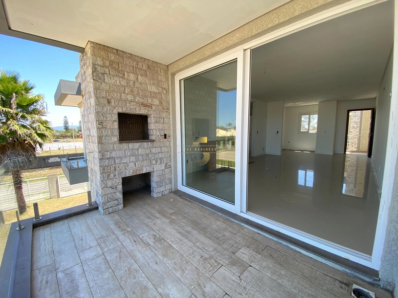 3 DORMITÓRIOS A 300 METROS DO MAR: 6ª foto da galeria de imagens do imóvel