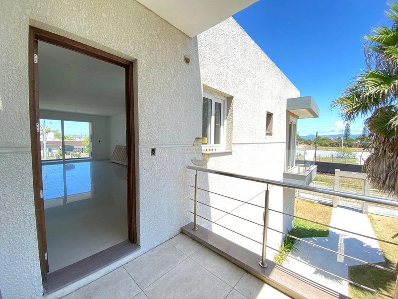 3 DORMITÓRIOS A 300 METROS DO MAR: 2ª foto da galeria de imagens do imóvel