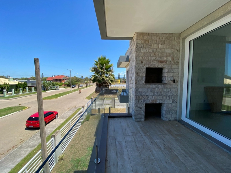 3 DORMITÓRIOS A 300 METROS DO MAR: 8ª foto da galeria de imagens do imóvel